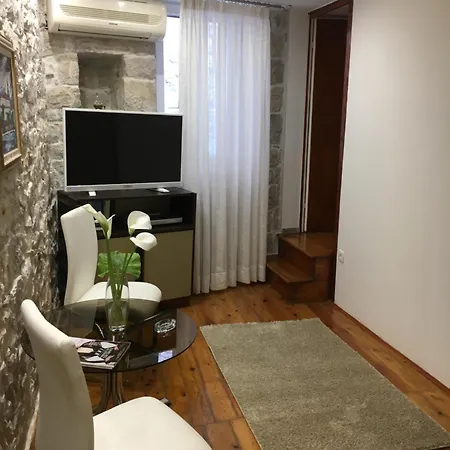 Duplex Traversa- Old Town Appartement Split