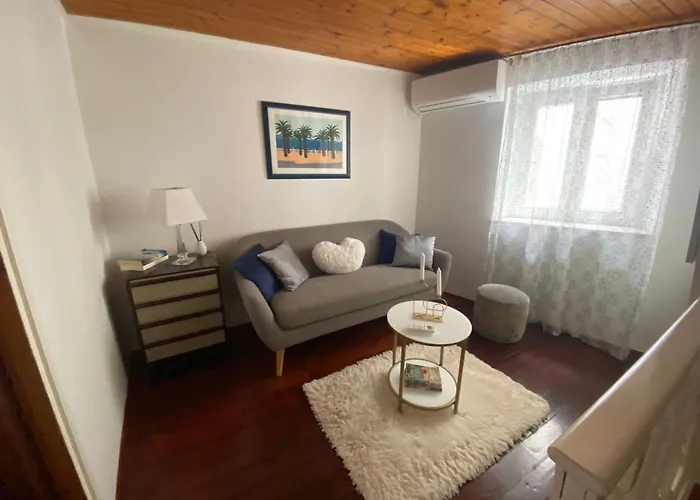 Duplex Studio Traversa- Split Old Town Apartment *