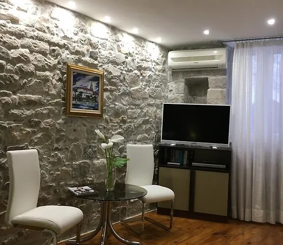 Apartment Duplex Studio Traversa- Split Old Town *